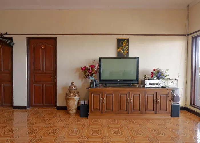 Mountain View House Homestay *